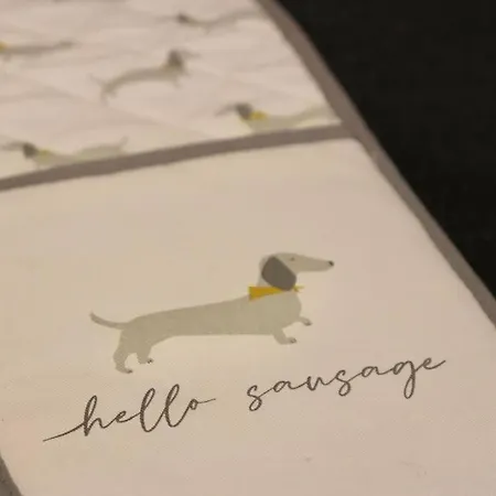 Away From - 2 Bed Free Parking & Wifi