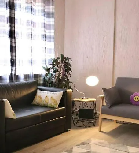 Away From - 2 Bed Free Parking & Wifi Appartamento