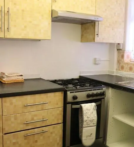 Away From - 2 Bed Free Parking & Wifi Lägenhet Leeds (West Yorkshire)