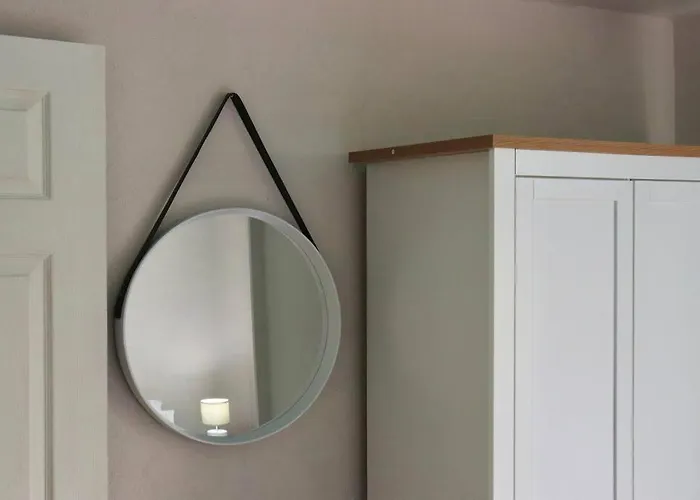 Appartamento Away From - 2 Bed Free Parking & Wifi *