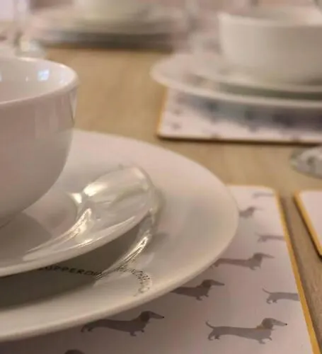 Away From - 2 Bed Free Parking & Wifi