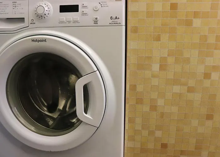 Away From - 2 Bed Free Parking & Wifi Lägenhet Leeds (West Yorkshire)