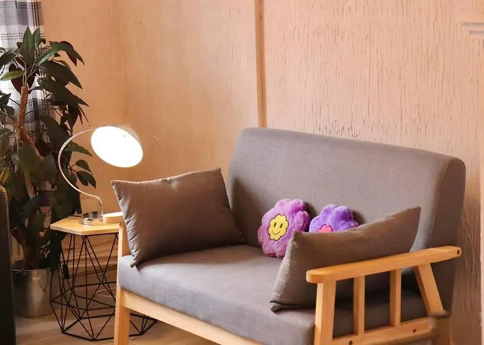 Appartamento Away From - 2 Bed Free Parking & Wifi