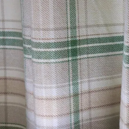 דירה Away From - 2 Bed Free Parking & Wifi